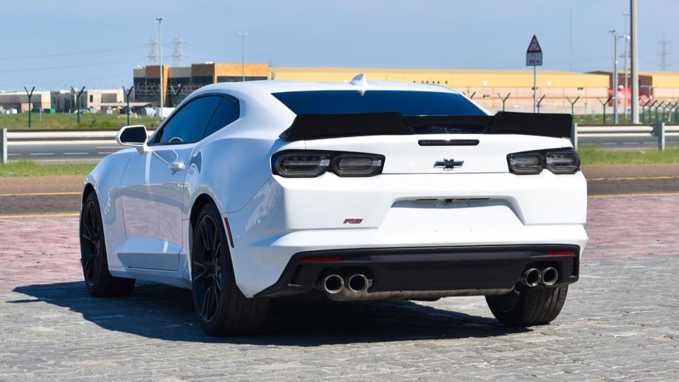 Chevrolet Camaro RS White