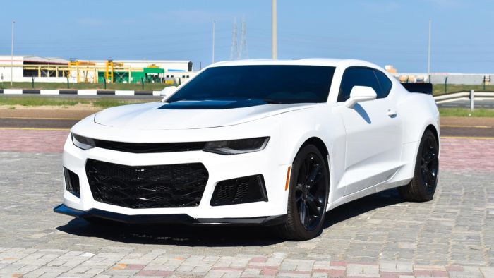 Chevrolet Camaro RS White