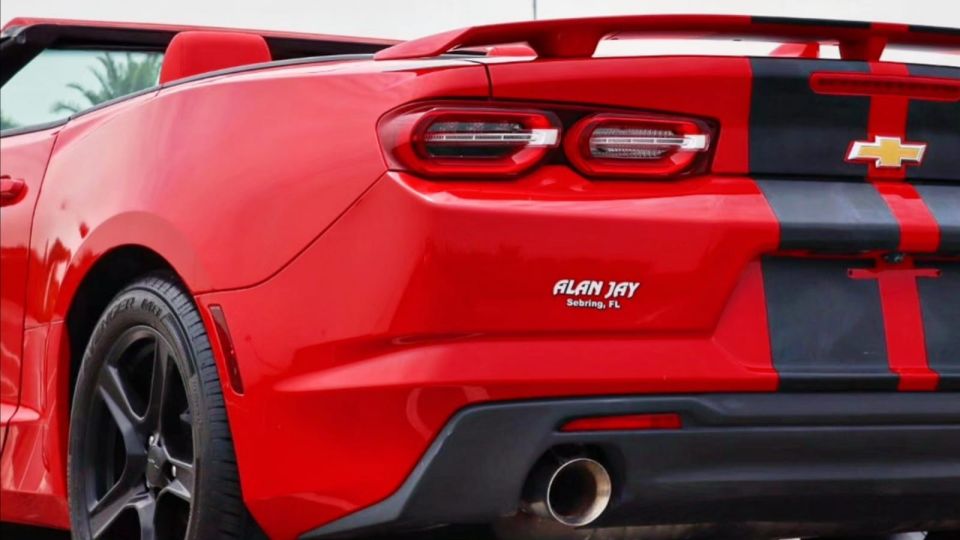 Chevrolet Camaro RS Red